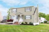 200 Plainfield Road - Photo 1