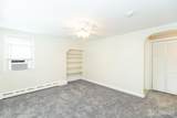 200 Plainfield Road - Photo 27