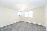 200 Plainfield Road - Photo 33