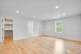 705 Plainfield Avenue - Photo 13