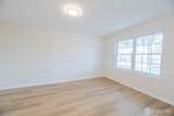 218 Pondview Boulevard - Photo 12