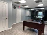 6 Auer Court - Photo 3