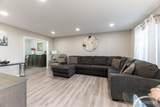 94 Gloucester Way - Photo 3
