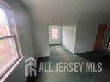 6 Gates Avenue - Photo 6