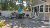 1039 Field Avenue - Photo 27