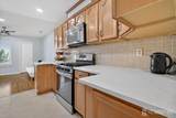 136 Hampshire Drive - Photo 10