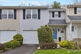 22 Scotto Place - Photo 1