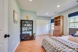 16 Universal Avenue - Photo 21