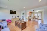 16 Universal Avenue - Photo 4
