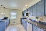 16 Universal Avenue - Photo 8