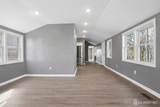 209 Hilltop Boulevard - Photo 2