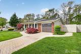 16 Evergreen Terrace - Photo 3