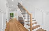 21 Middlesex Avenue - Photo 4
