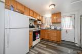 204 Lakeshore Drive - Photo 4