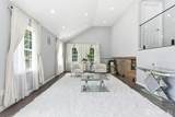 6 Whitewood Road - Photo 5