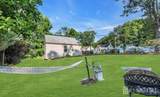 402 Ryders Lane - Photo 19