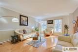 13 Patricia Way - Photo 4
