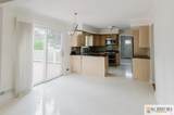 8 Desmet Avenue - Photo 16