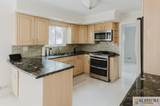 8 Desmet Avenue - Photo 17