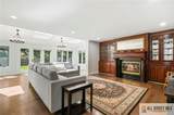 16 Phyllis Place - Photo 8