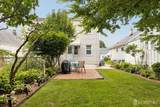 582 Garden Avenue - Photo 19