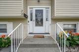 72 Lawrence Drive - Photo 2
