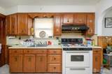 862 Gibbons Court - Photo 11