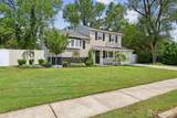 18 Carlton Avenue - Photo 2