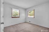 341 Middle Road - Photo 11