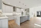 400 Princeton Avenue - Photo 4
