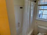 202 Runyon Avenue - Photo 21