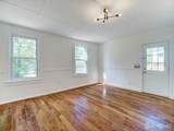 204 Montrose Avenue - Photo 2