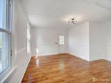 204 Montrose Avenue - Photo 3