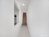 204 Montrose Avenue - Photo 9