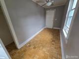 305 Oak Tree Avenue - Photo 5