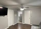305 Oak Tree Avenue - Photo 8