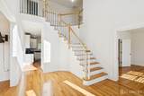 16 Jacob Way - Photo 3