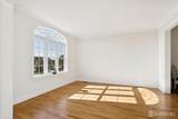 16 Jacob Way - Photo 5
