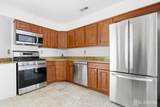 23 Borelle Square - Photo 9