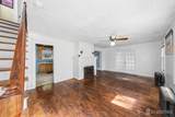 1943 Plainfield Avenue - Photo 4