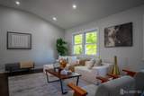 22 Agate Road - Photo 2