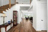 2 Evelyn Court - Photo 3
