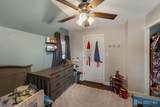 555 Maple Avenue - Photo 21