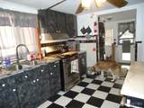 720 Mary Street - Photo 11