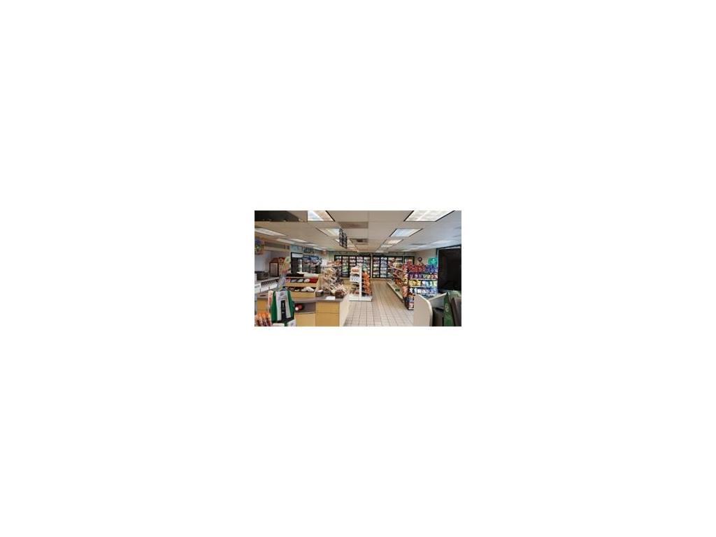 943 9 North Highway - Photo 1