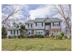 19 Guinevere Road - Photo 1