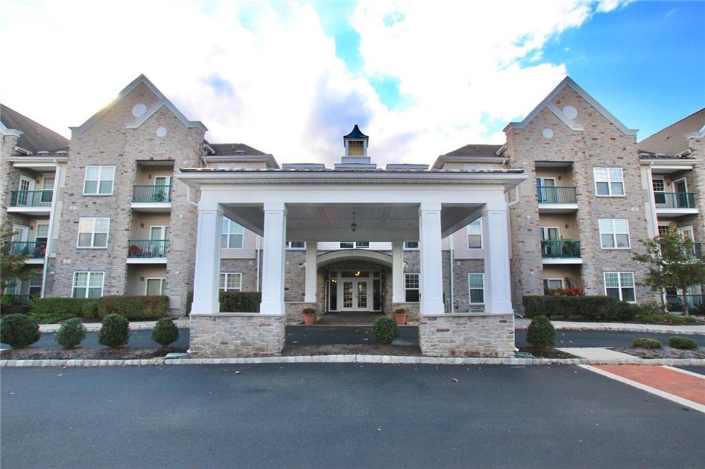 100 Middlesex Boulevard - Photo 1
