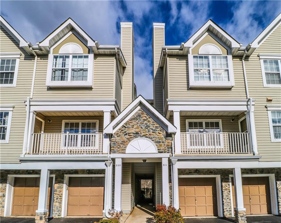 311 Prestwick Way - Photo 1