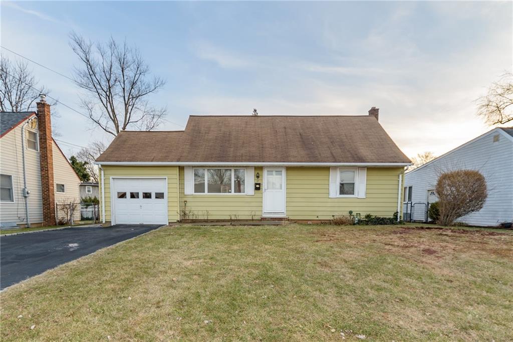 21 Shadowlawn Drive - Photo 1