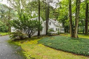 430 Middlesex Avenue - Photo 1